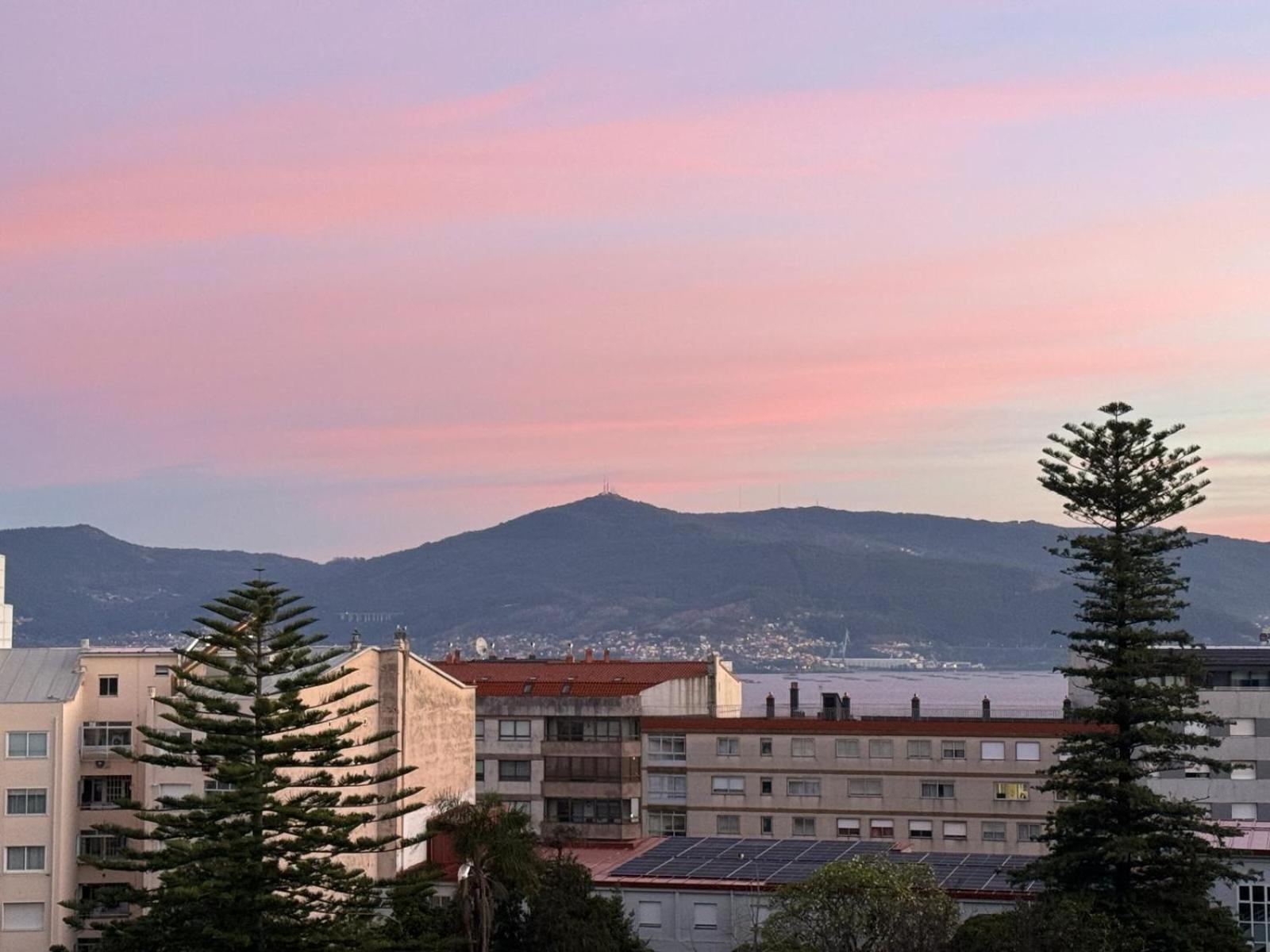 Moderno Apartamento Con Vistas A La Ria De Βίγκο Εξωτερικό φωτογραφία